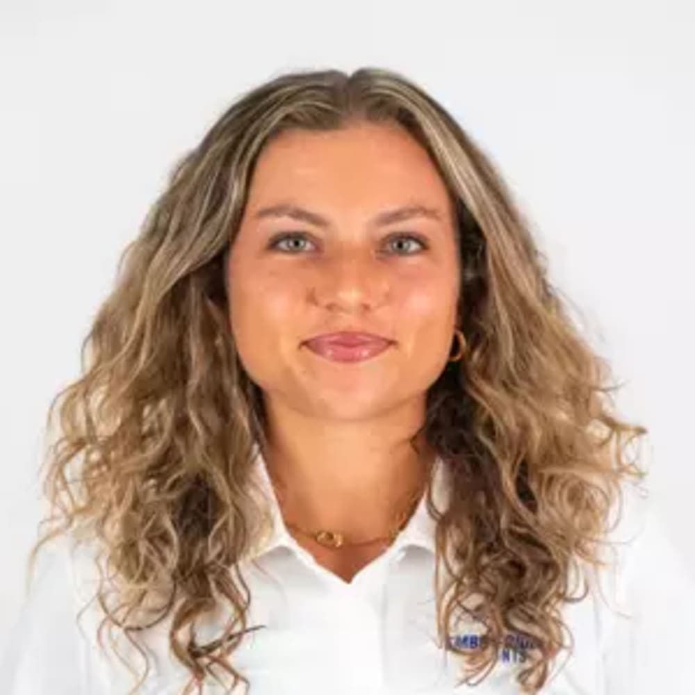 Amelie Gindl – Southern Arkansas University, NCAA DII Headshot of a female college tennis player.