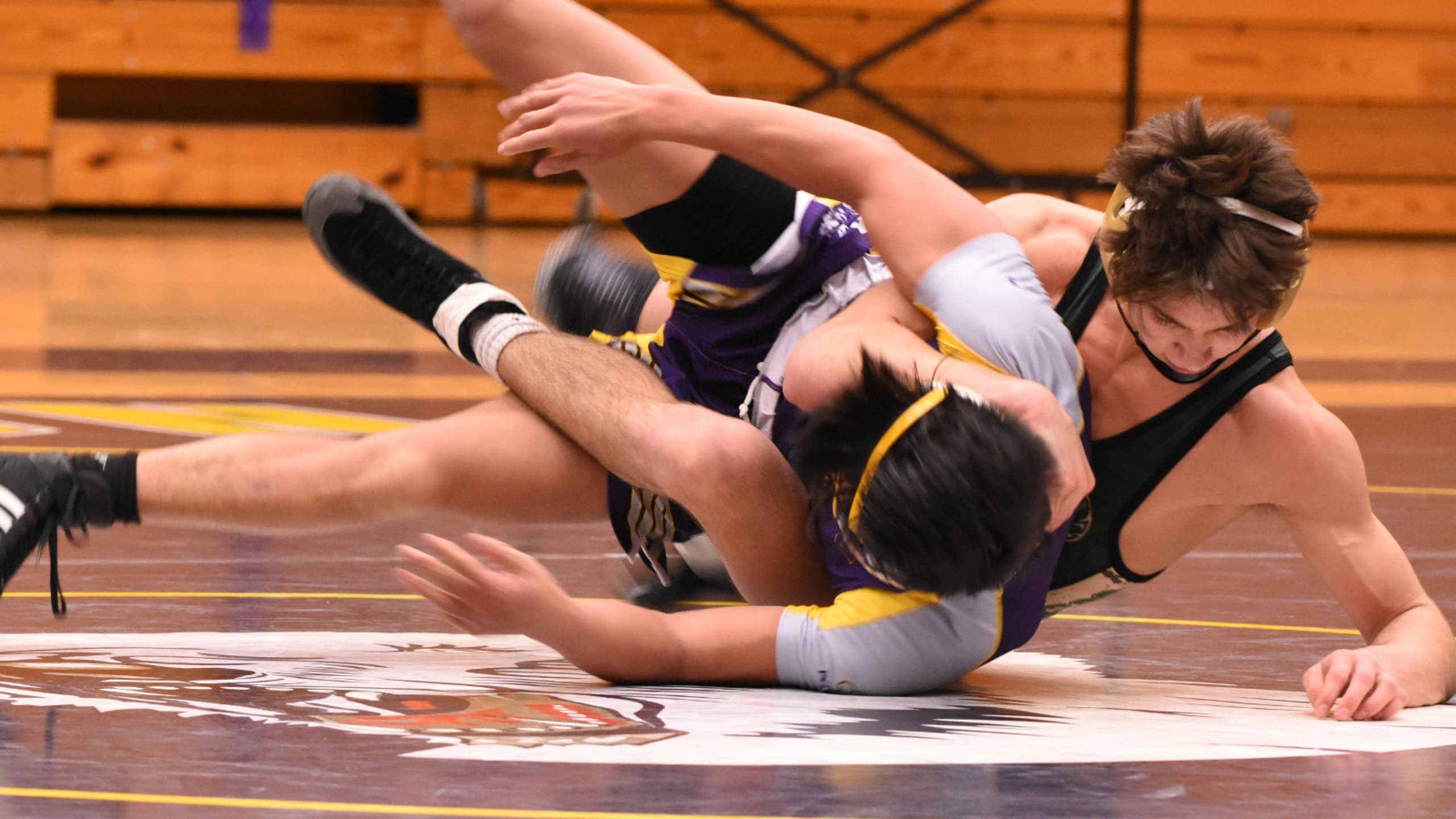 College Wrestling athlete in action — U.S. college sports recruiting with Smarthlete.