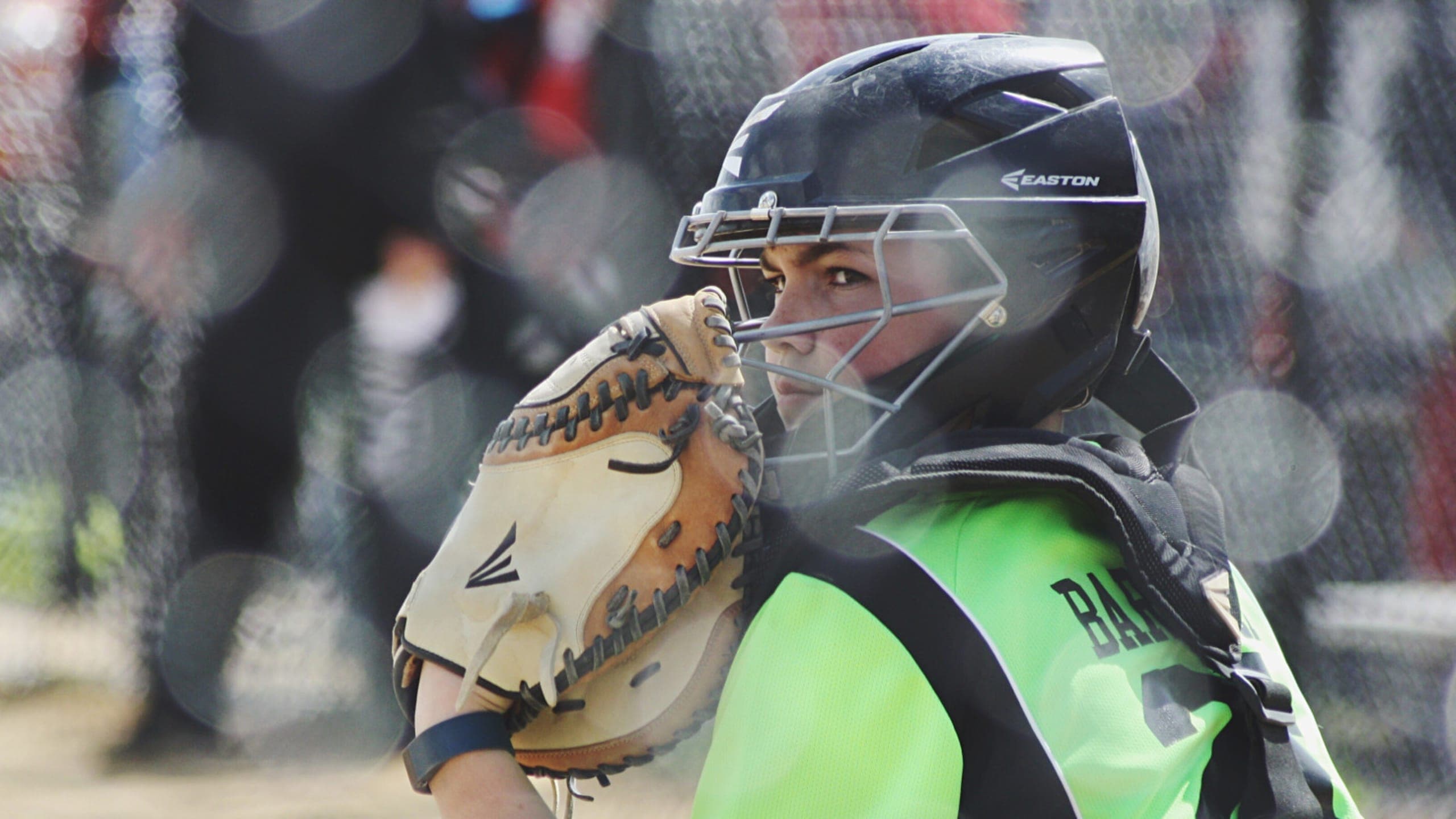 College Softball athlete in action — U.S. college sports recruiting with Smarthlete.