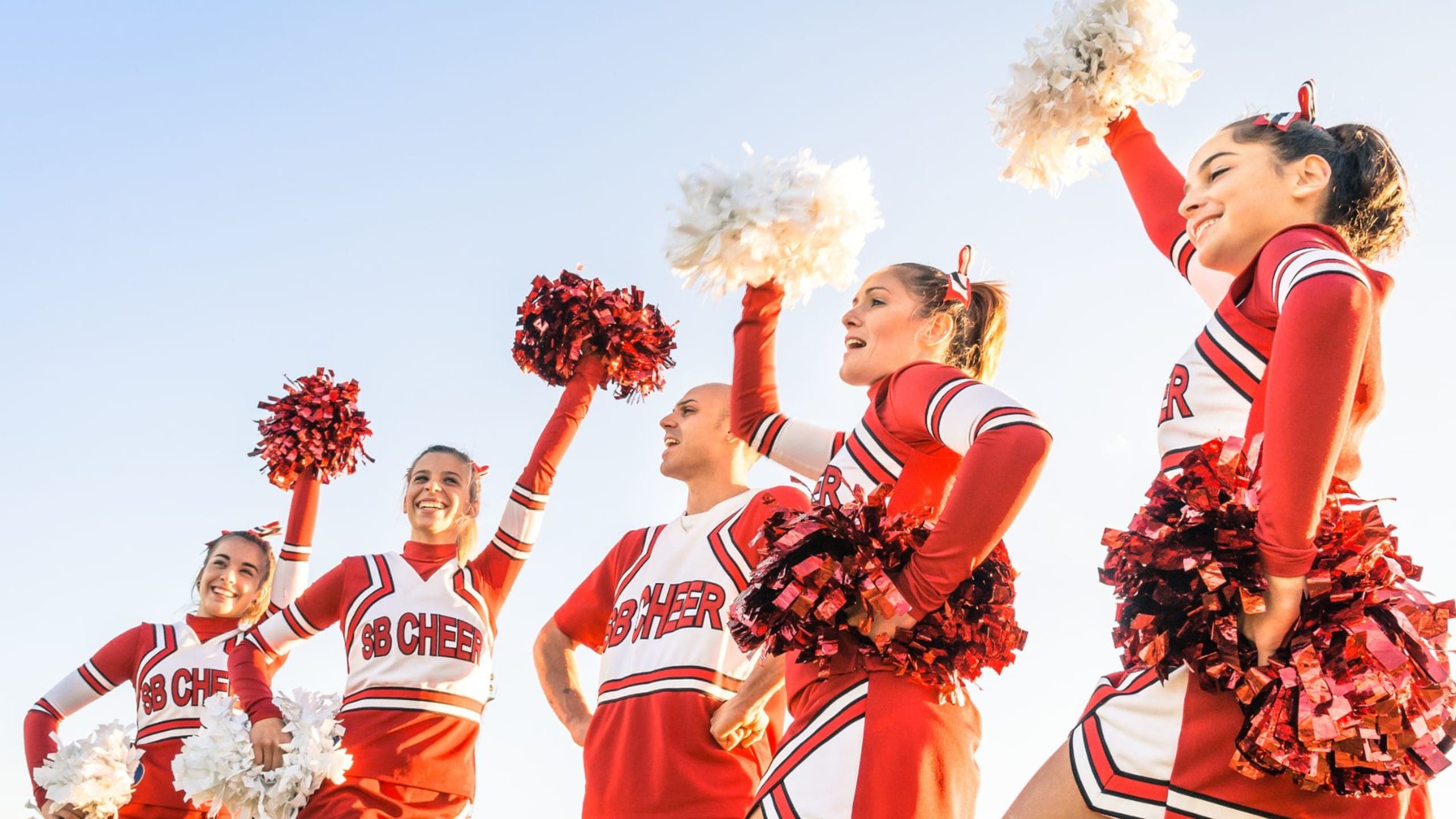 College Cheerleading athlete in action — U.S. college sports recruiting with Smarthlete.