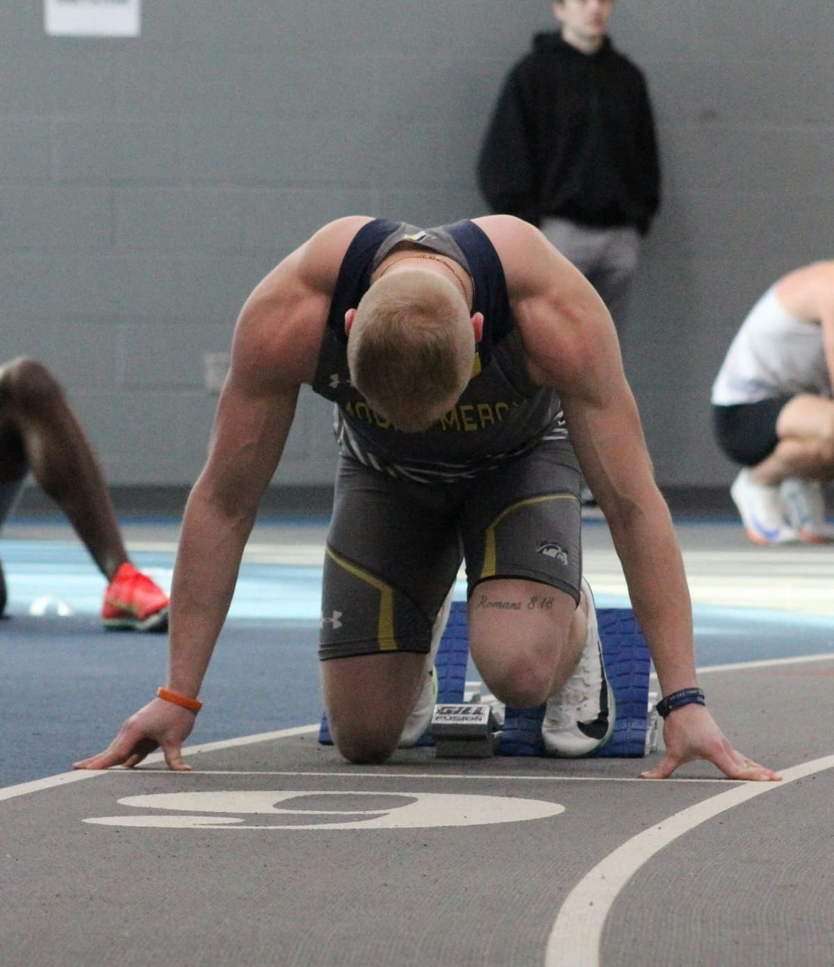 Das Profil zeigt, dass akademische & athletische Statistiken sowie das Budget wichtige Elemente sind. Eine Grafik zeigt das Rekrutierungs-Profil eines männlichen Baseballspielers.